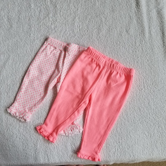 Set of Carter's Pants Baby Girl Size 6 Months - Picture 1 of 2